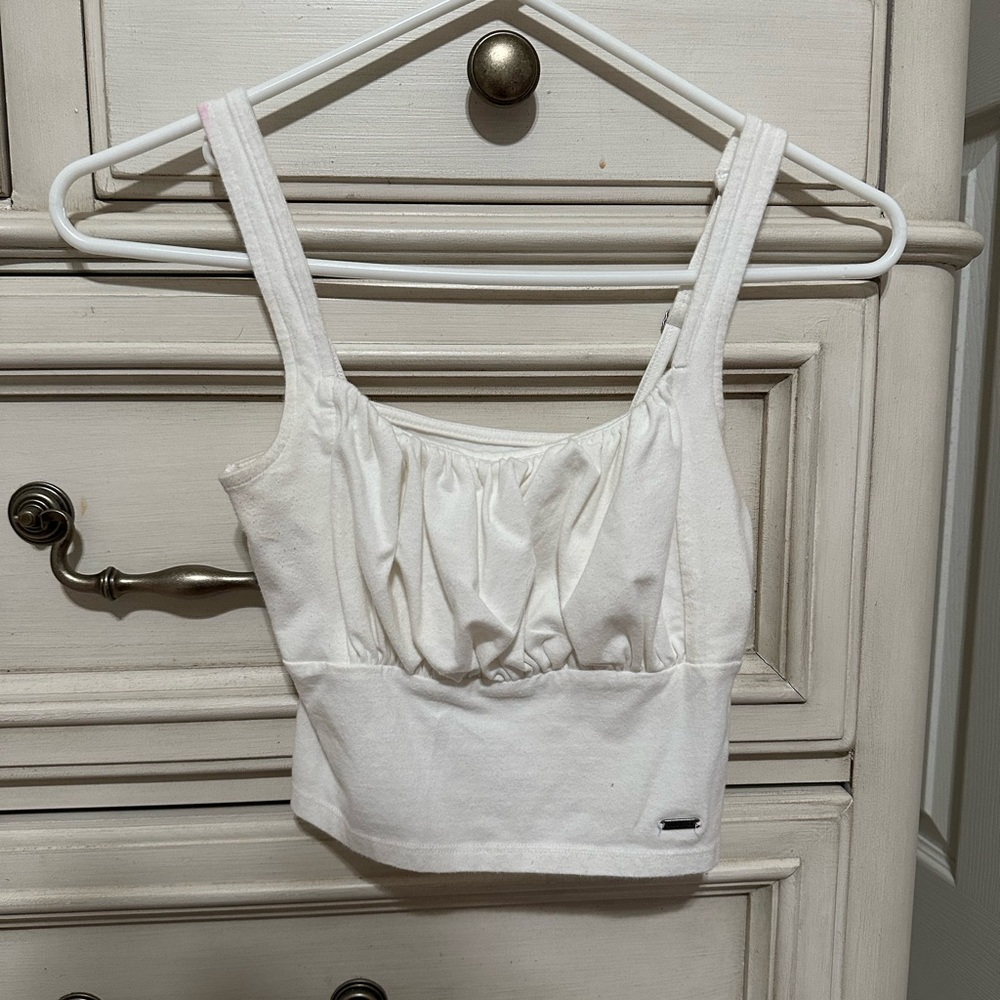 White synched basic tank top hollister
